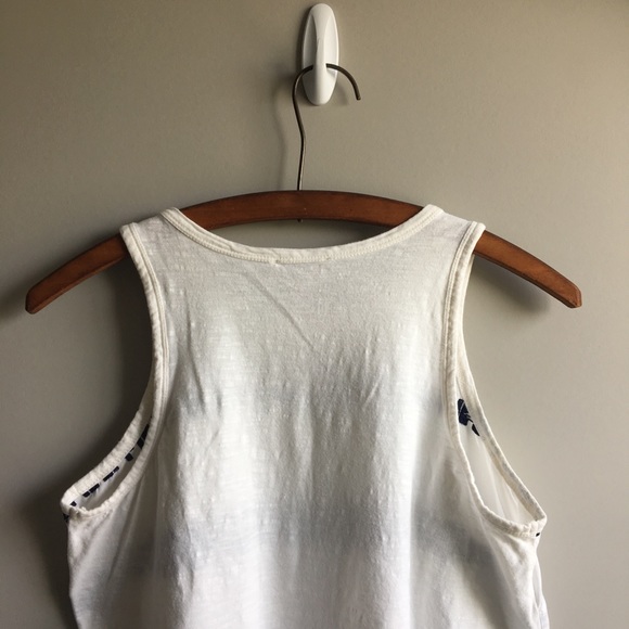 ⚪ LOFT embroidered tank top - Picture 8 of 16
